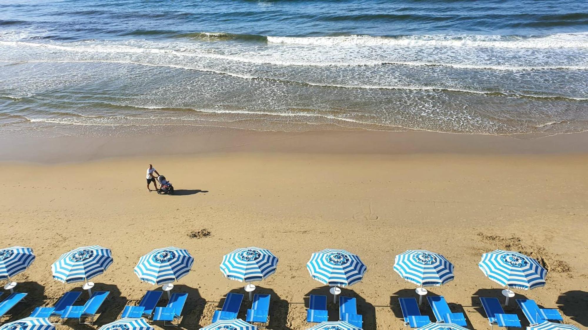 Hotel Aurora Sperlonga Bagian luar foto