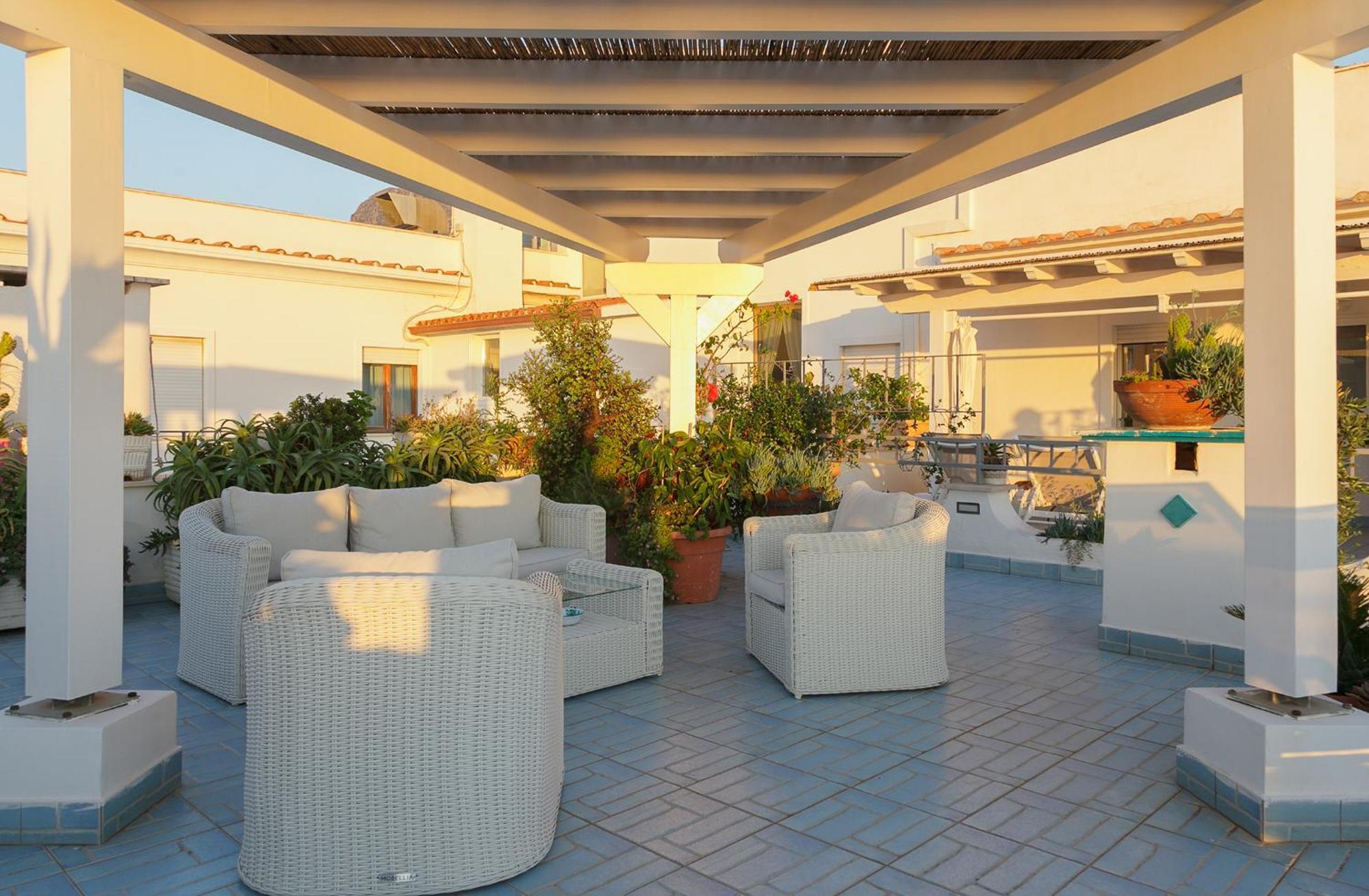 Hotel Aurora Sperlonga Bagian luar foto